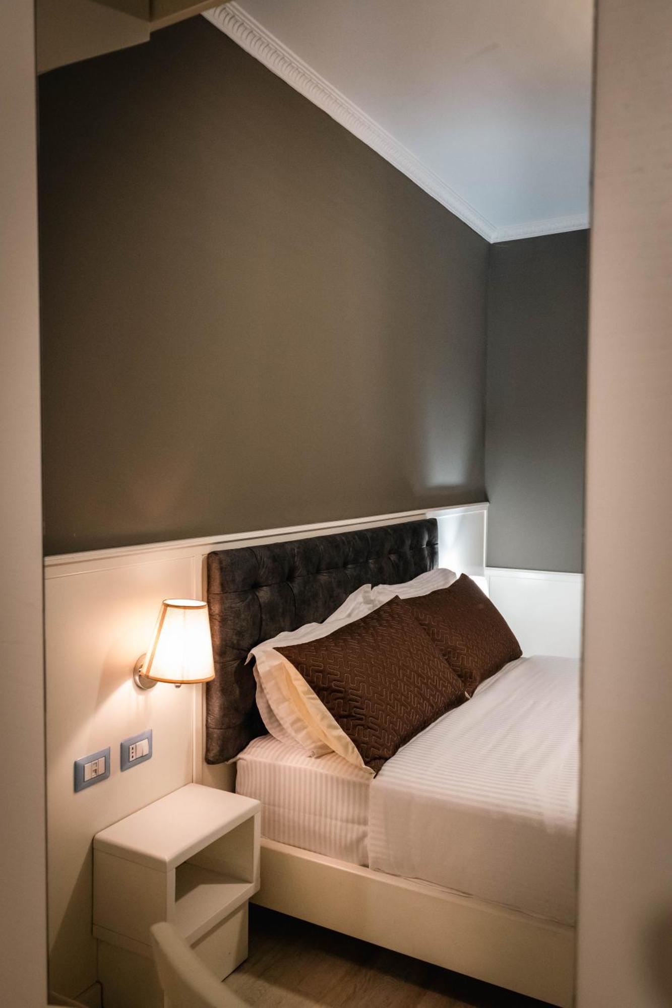Hotel Aria Тирана Экстерьер фото