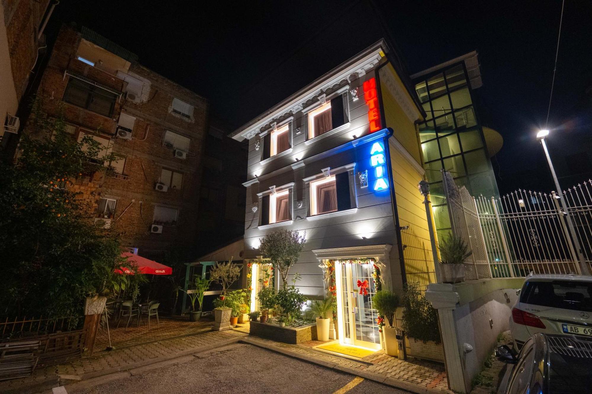 Hotel Aria Тирана Экстерьер фото
