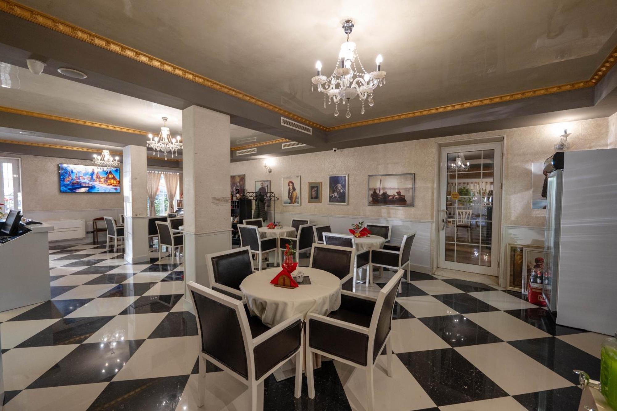 Hotel Aria Тирана Экстерьер фото